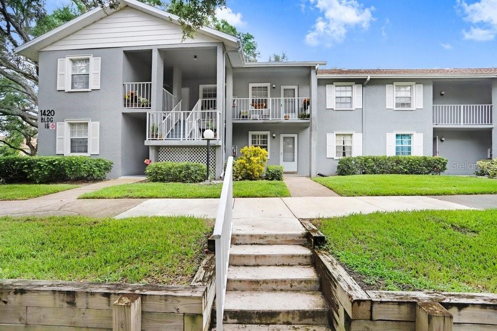 1420 Oak Hill Dr. #102, Dunedin, FL 34698