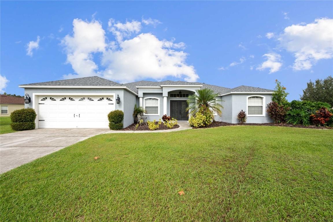 1552 Avondale Ridge Dr., Plant City, FL 33567