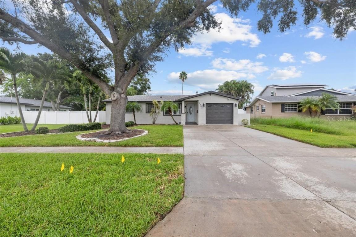 5801 Venetian Blvd., St Petersburg, FL 33703