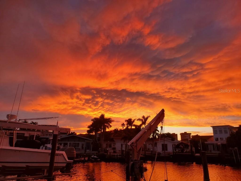 17714 Long Point Dr., Redington Shores, FL 33708