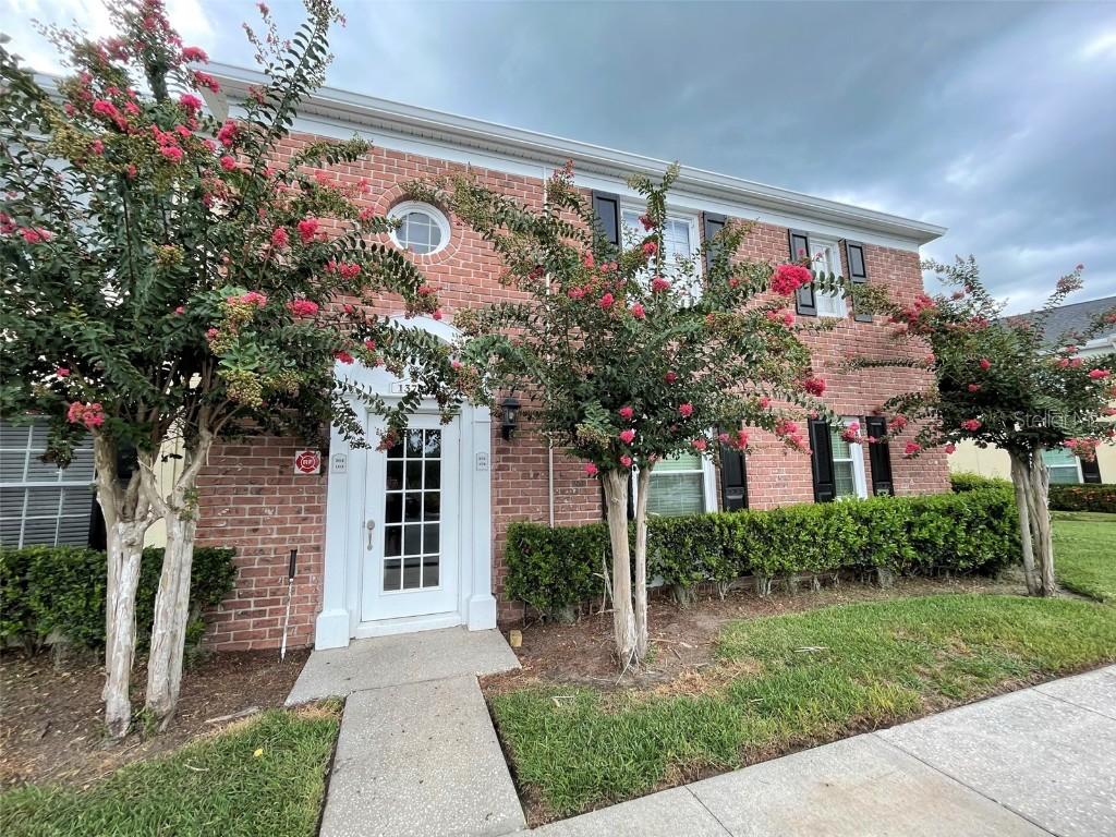 13722 Orange Sunset Dr Dr. #102, Tampa, FL 33618