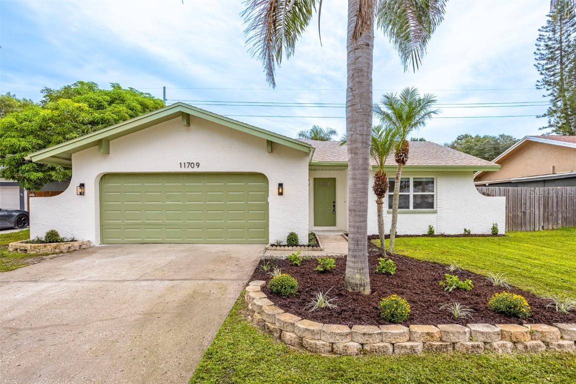 11709 Cypress Park St., Tampa, FL 33624