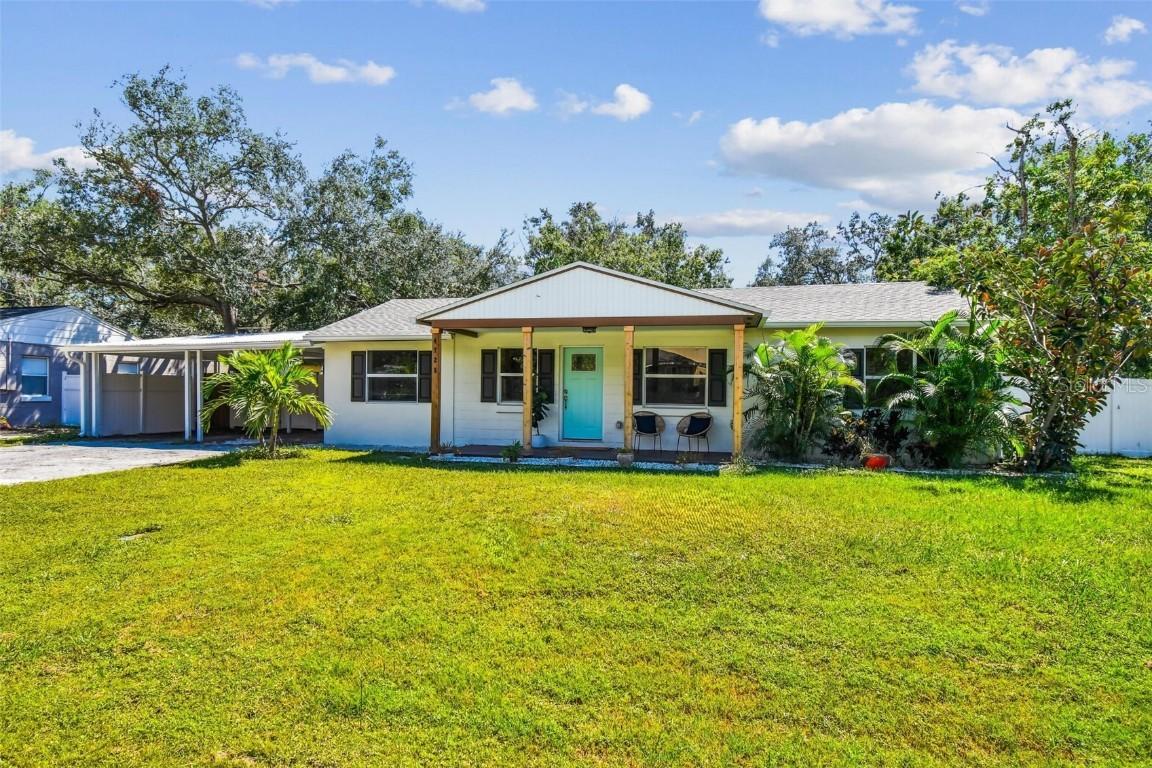 4726 W Knights Ave., Tampa, FL 33611