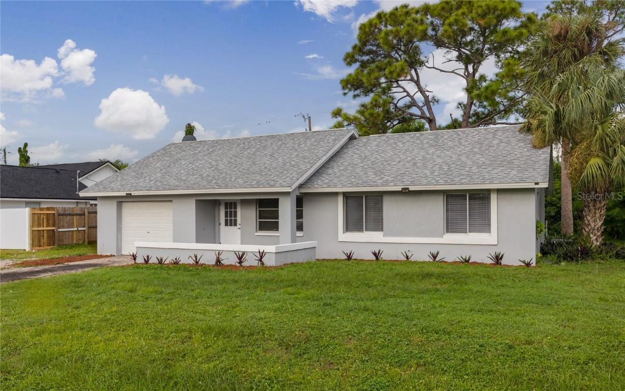 1305 Hibiscus Dr., Cape Coral, FL 33909