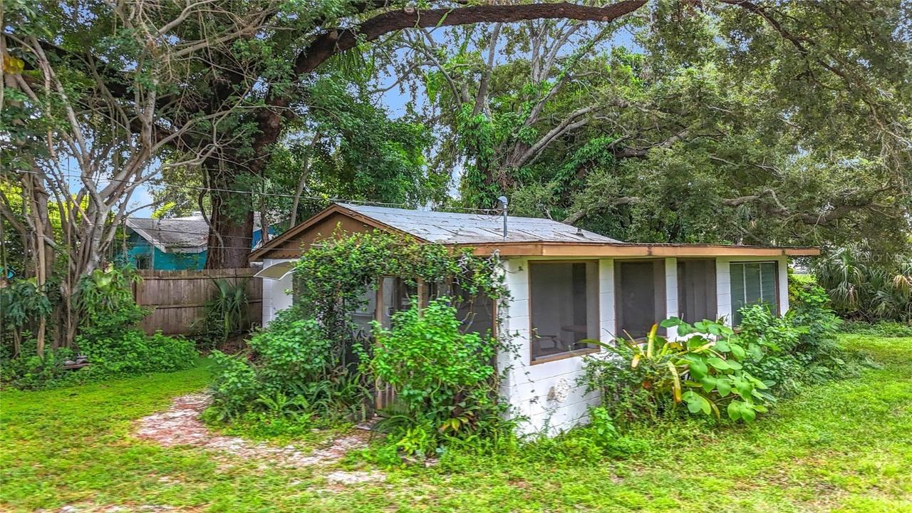 4900 Harding Rd., St Petersburg, FL 33709