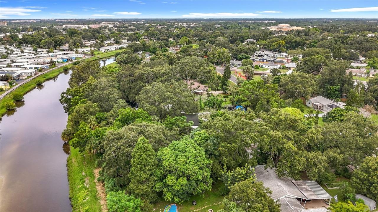 4900 Harding Rd., St Petersburg, FL 33709