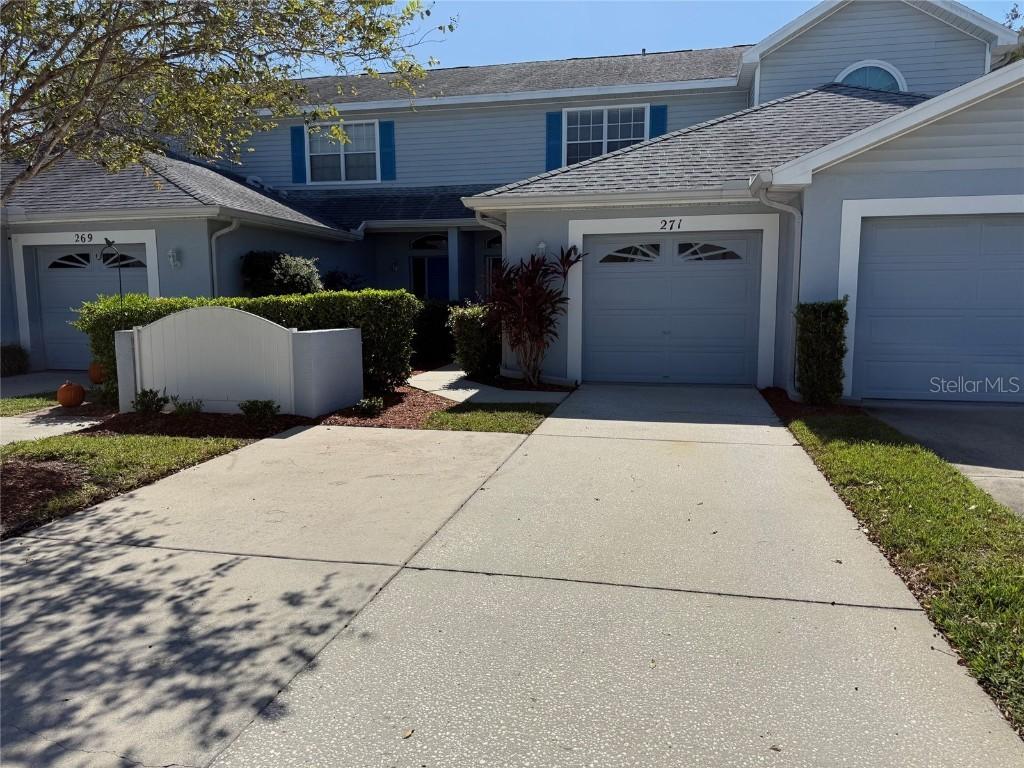 271 Hemingway Dr., Oldsmar, FL 34677