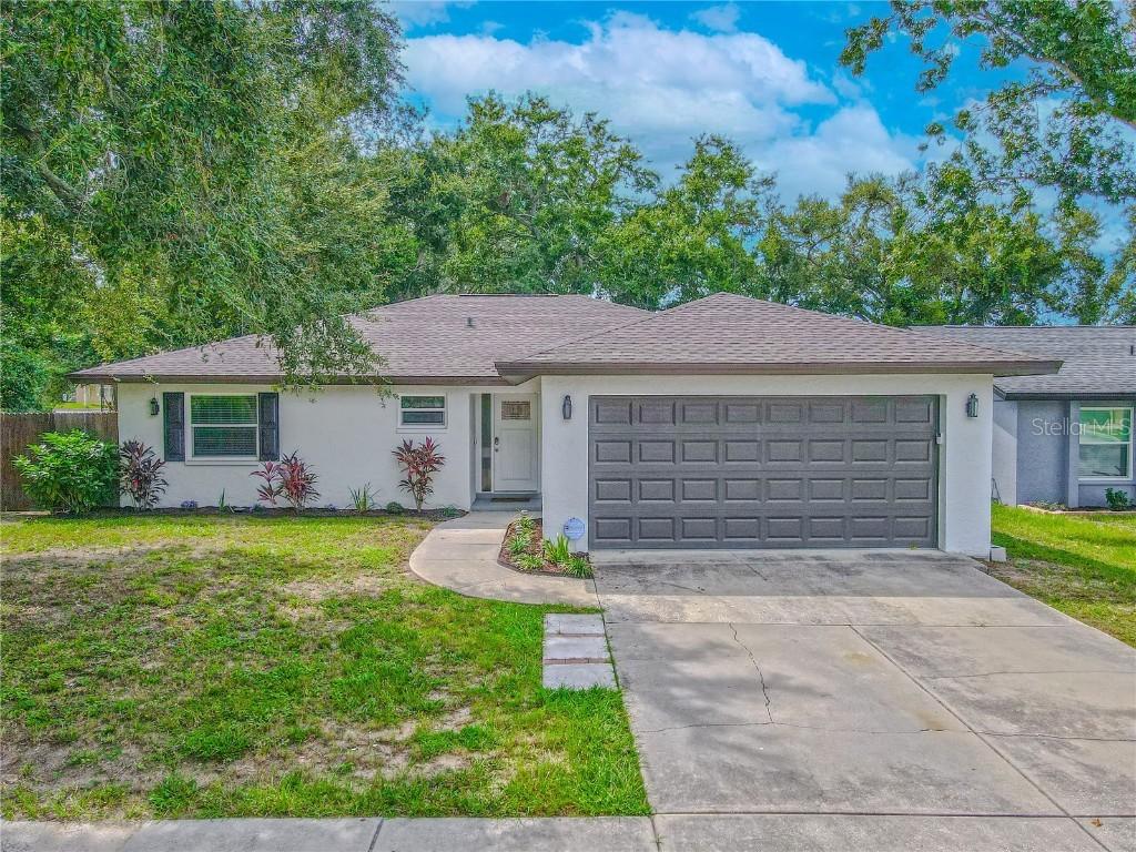 3101 Carriage Dr., Palm Harbor, FL 34684