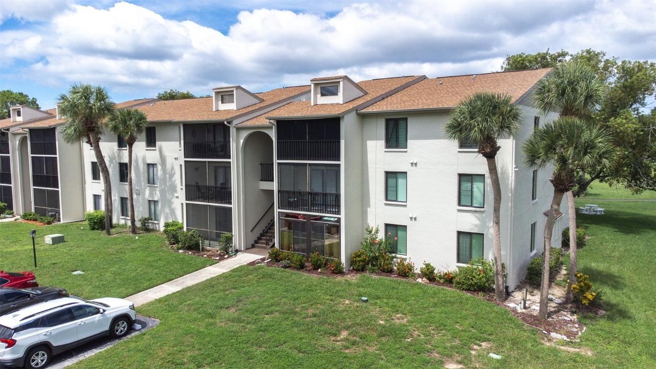 1871 Pine Ridge Way #H3, Palm Harbor, FL 34684