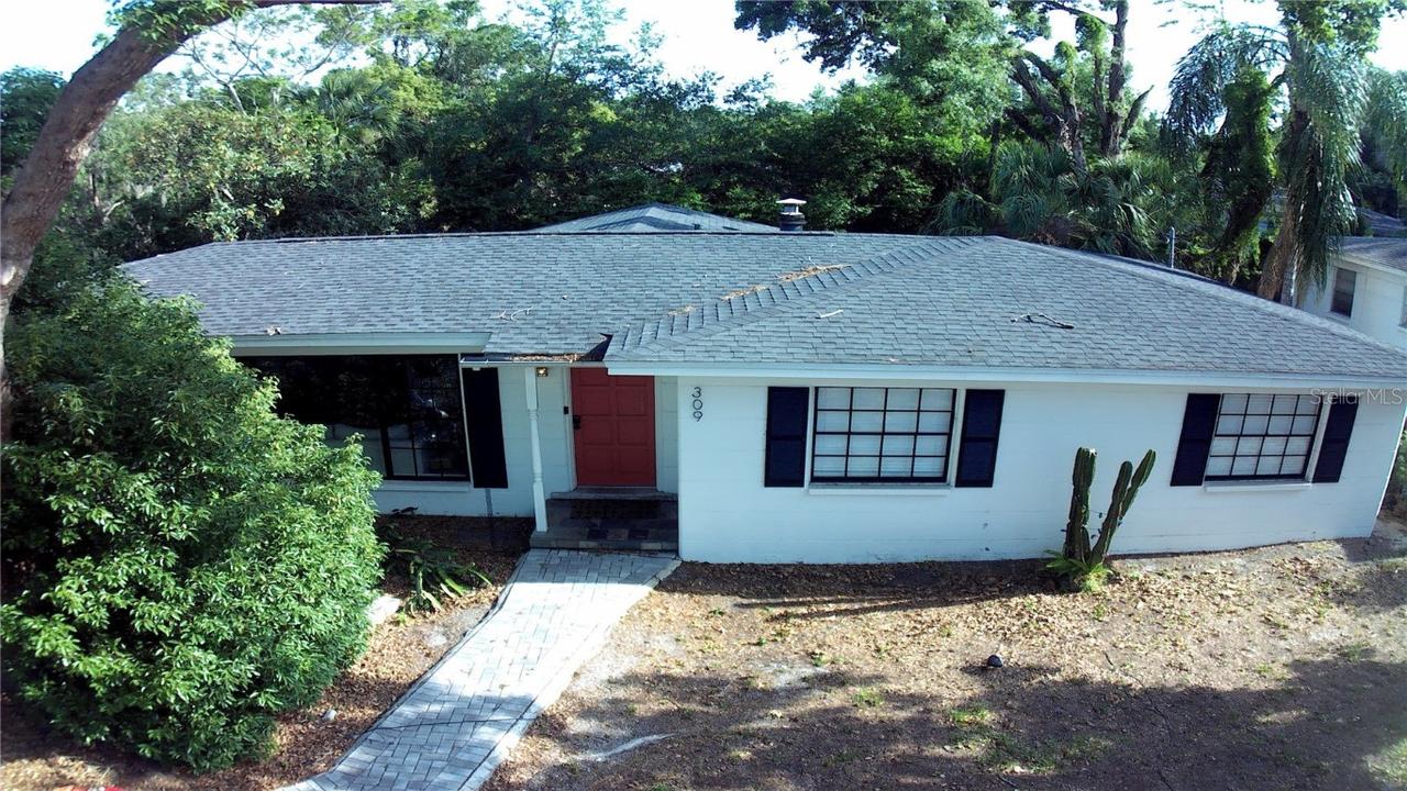 309 Deer Park Ave., Temple Terrace, FL 33617