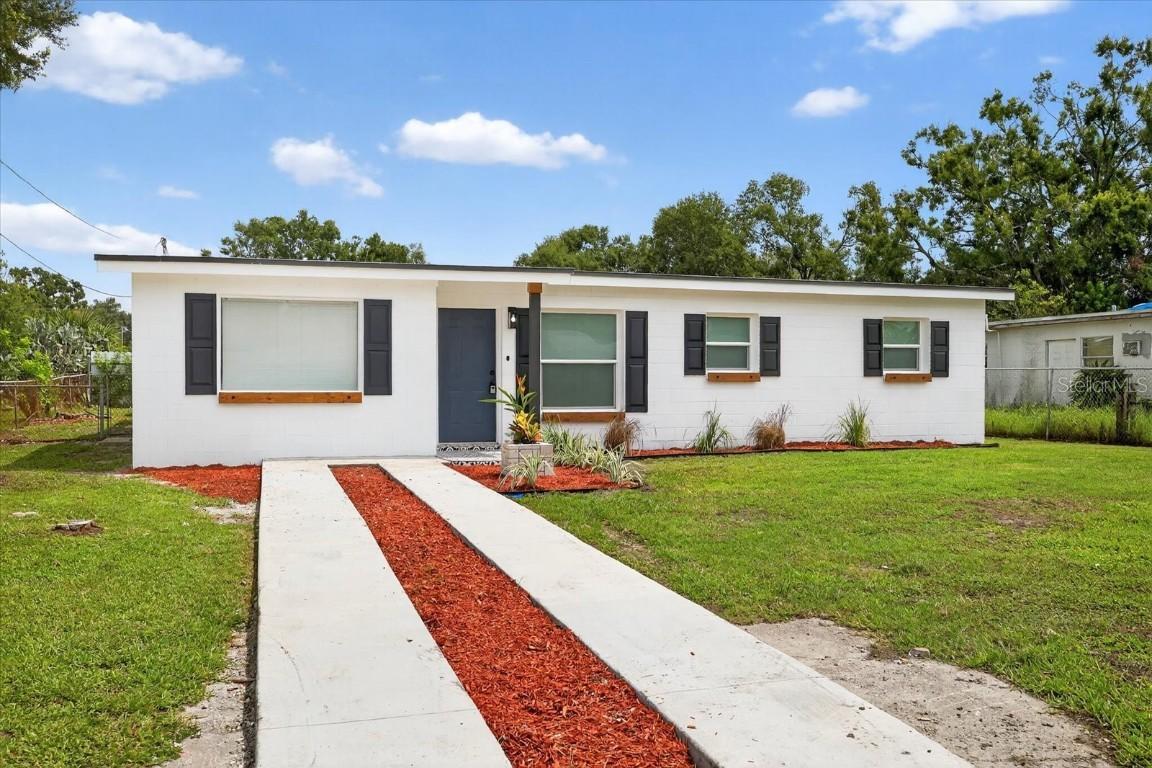 4920 S 82nd St., Tampa, FL 33619