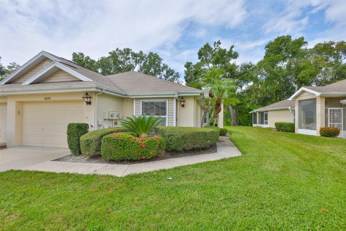2433 Nantucket Harbor Loop, Sun City Center, FL 33573