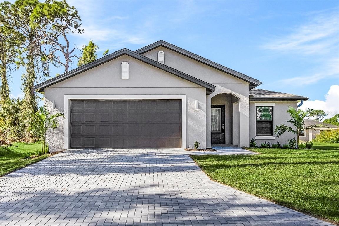 6945 Beckwith Ave., North Port, FL 34291