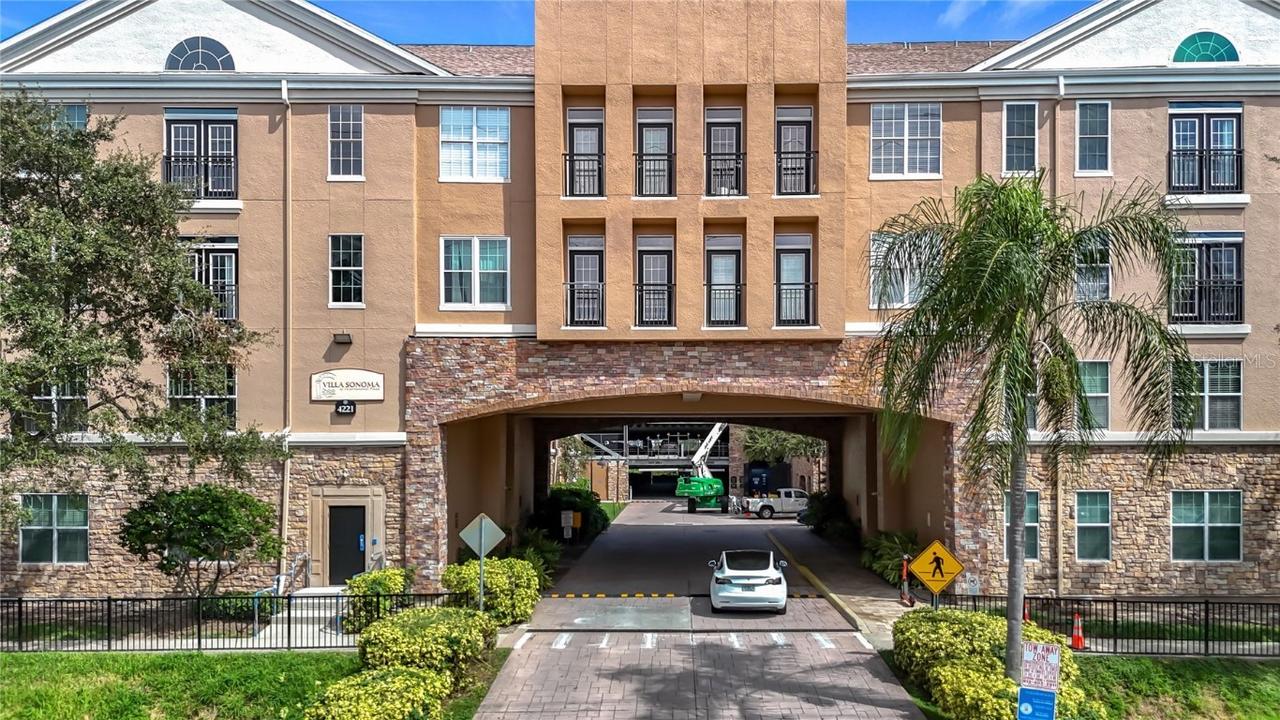 4221 W Spruce St. #1319, Tampa, FL 33607