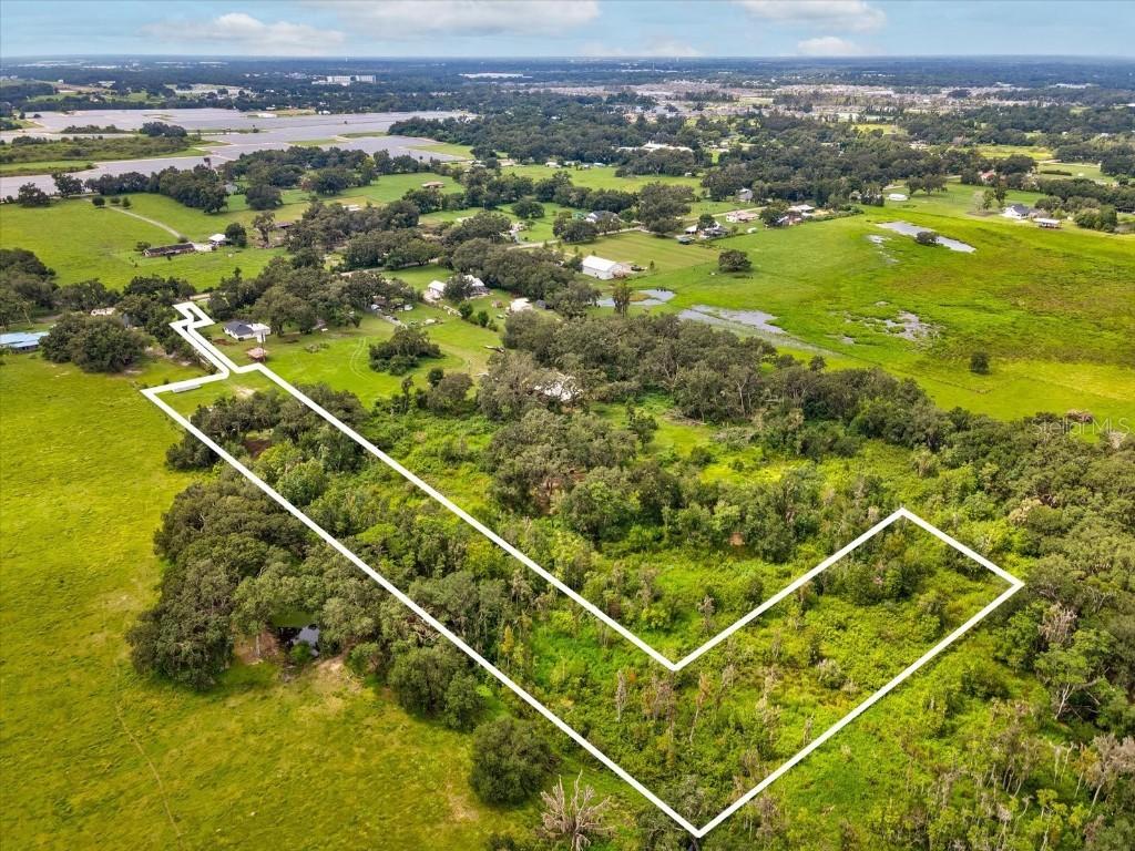 3212 E Williams Rd., Plant City, FL 33565