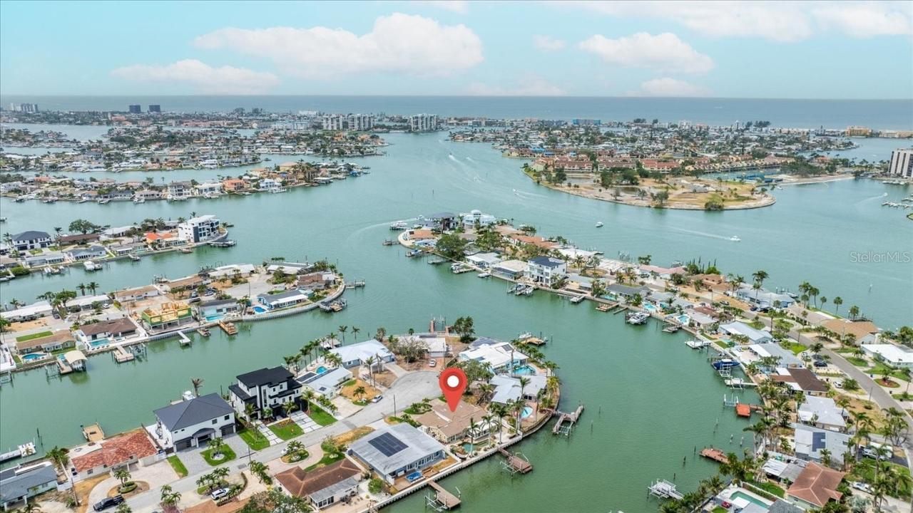 7991 1st Ave., St Petersburg, FL 33707