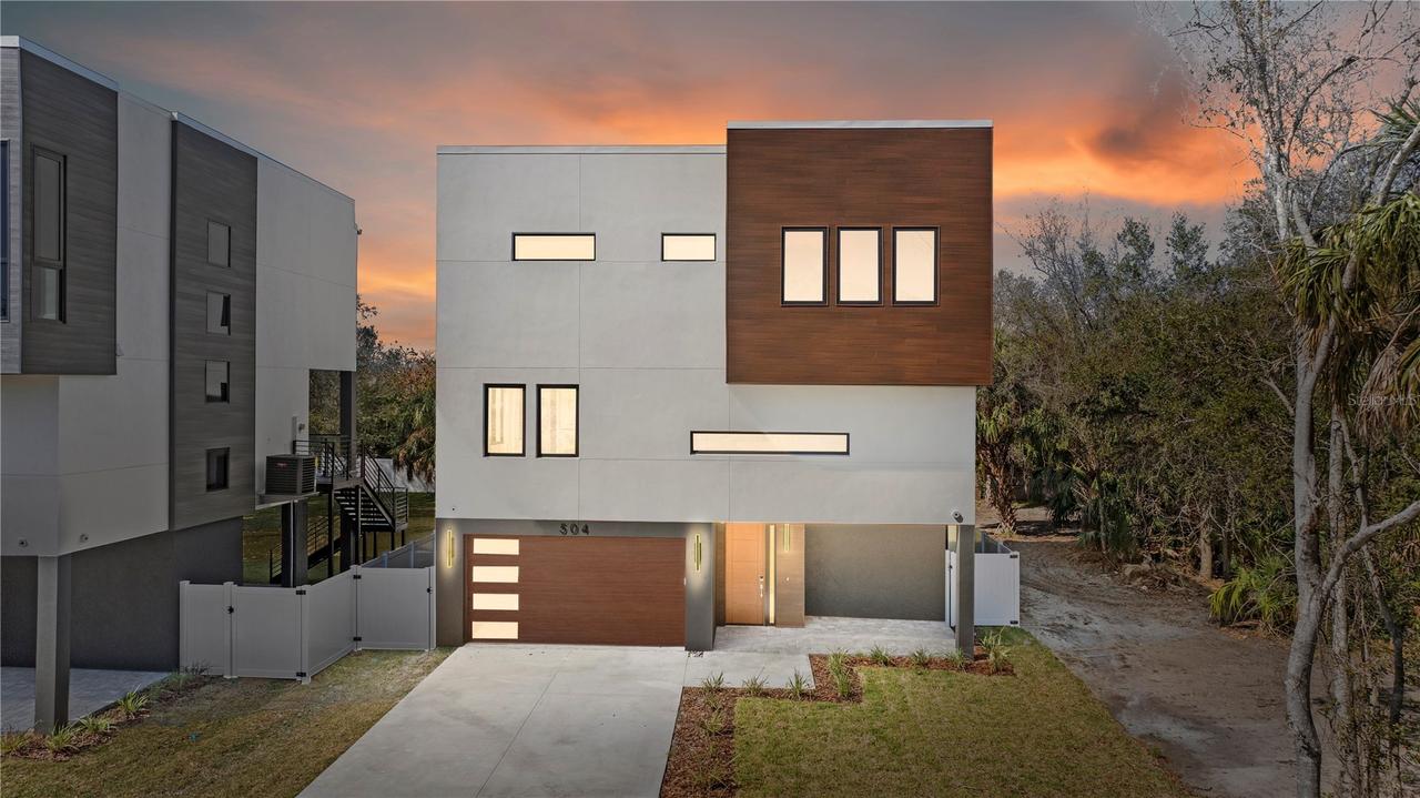 504 Federal St., Oldsmar, FL 34677