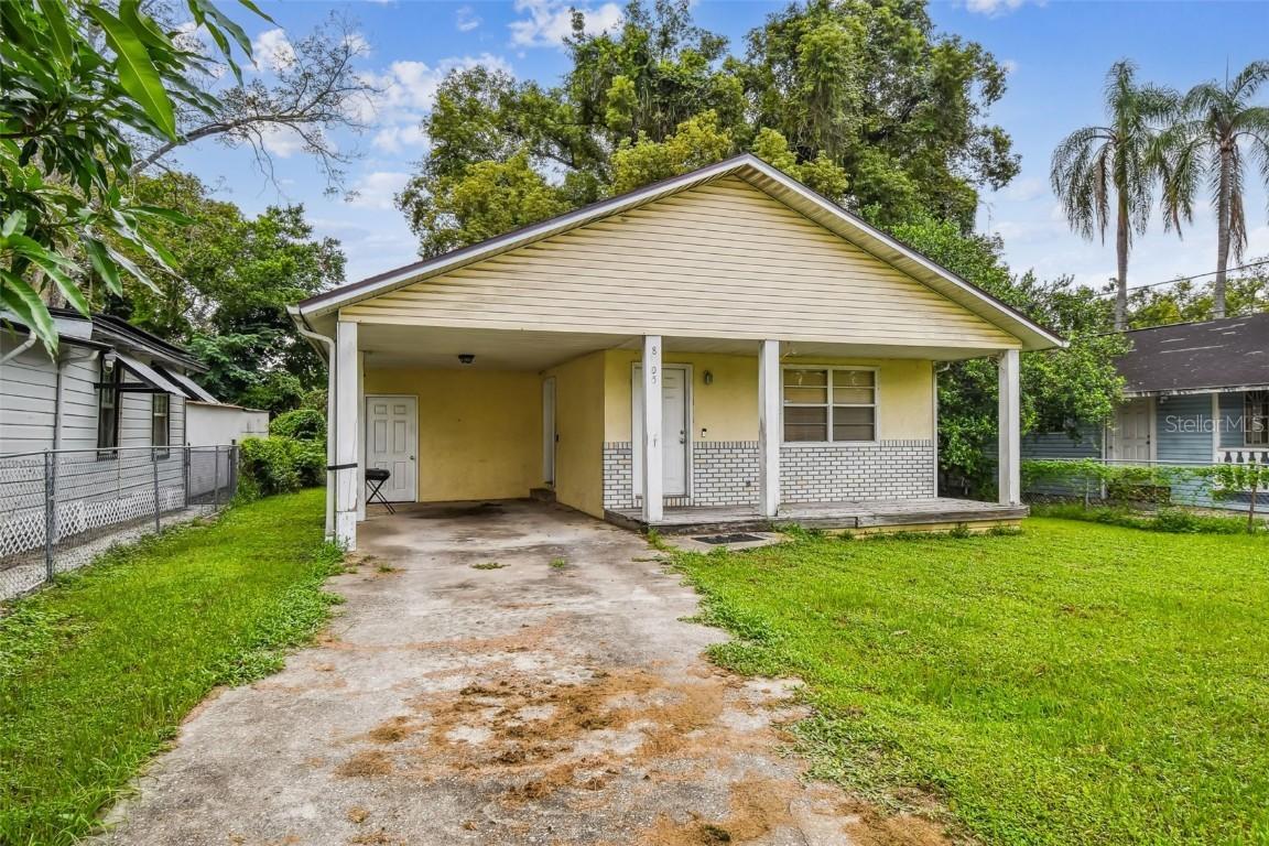 8205 N Semmes St., Tampa, FL 33604