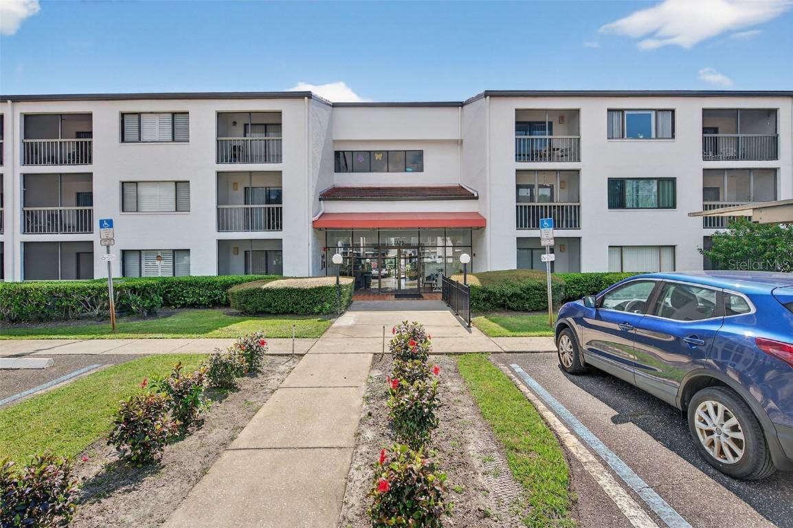 2595 Countryside Blvd. #8106, Clearwater, FL 33761