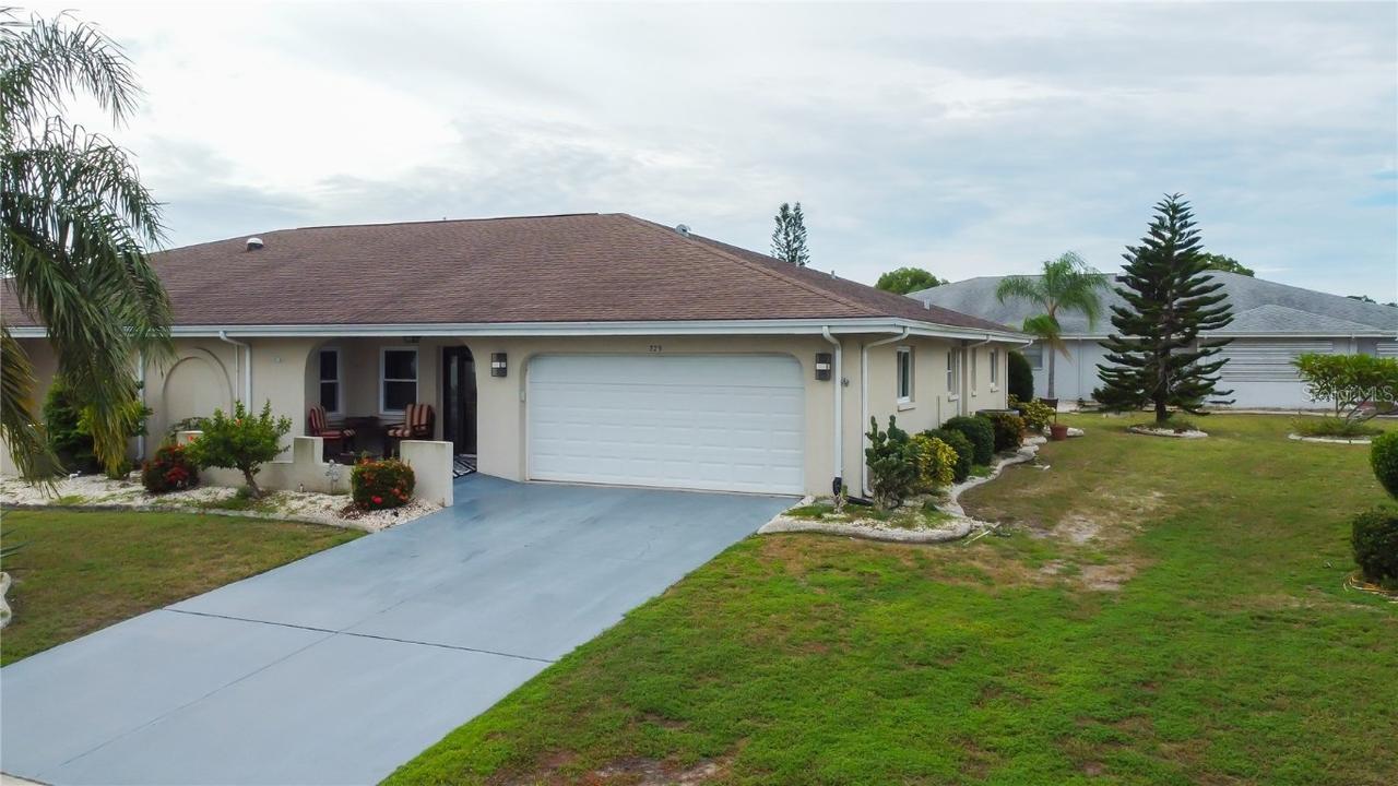 329 Club Manor Dr., Sun City Center, FL 33573