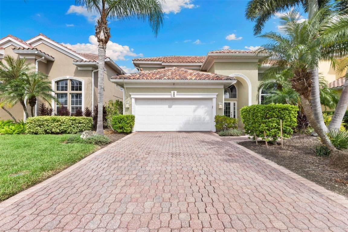 304 9th Ave., Palmetto, FL 34221