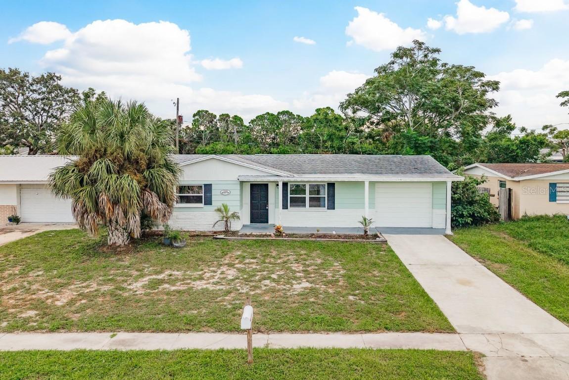 1306 Honor Dr., Holiday, FL 34690