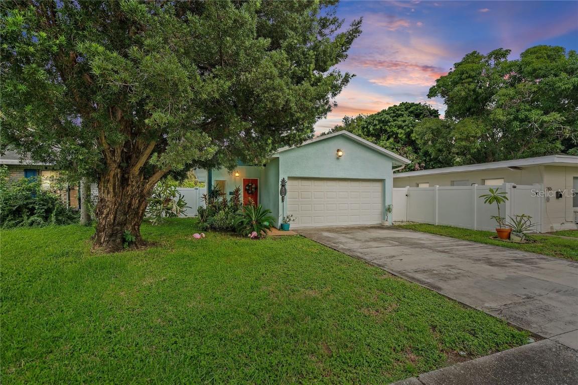 275 14th St N, St Petersburg, FL 33705
