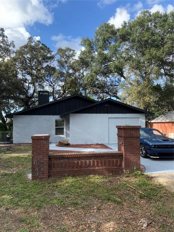 9415 Mango St., New Port Richey, FL 34654