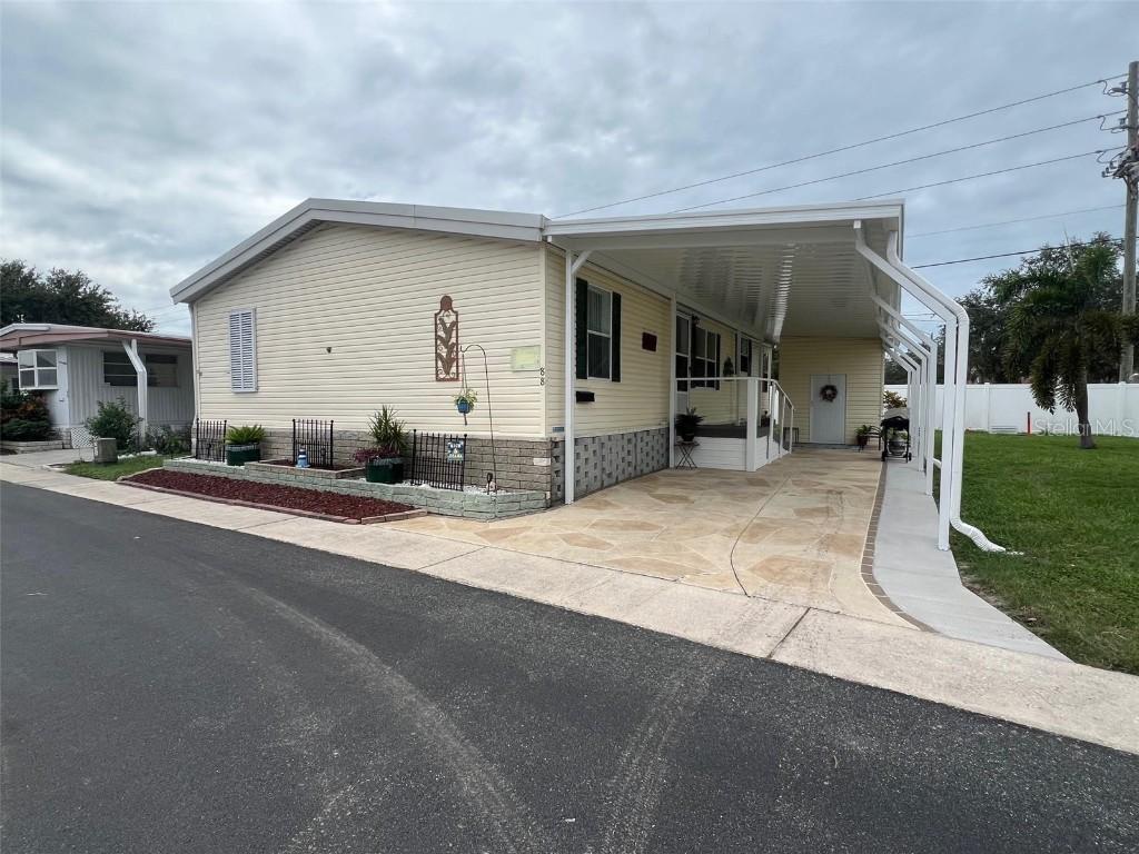 88 Pindo Palm St., Largo, FL 33770