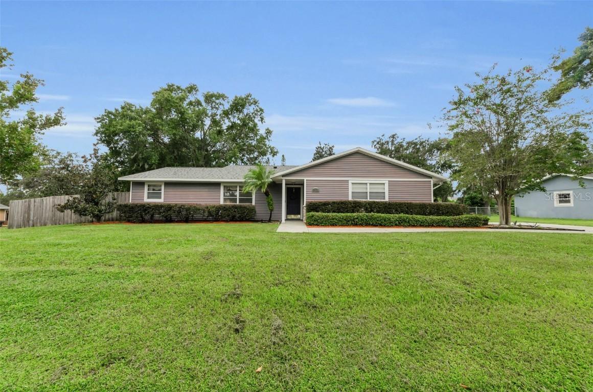 11829 Orange St., San Antonio, FL 33576