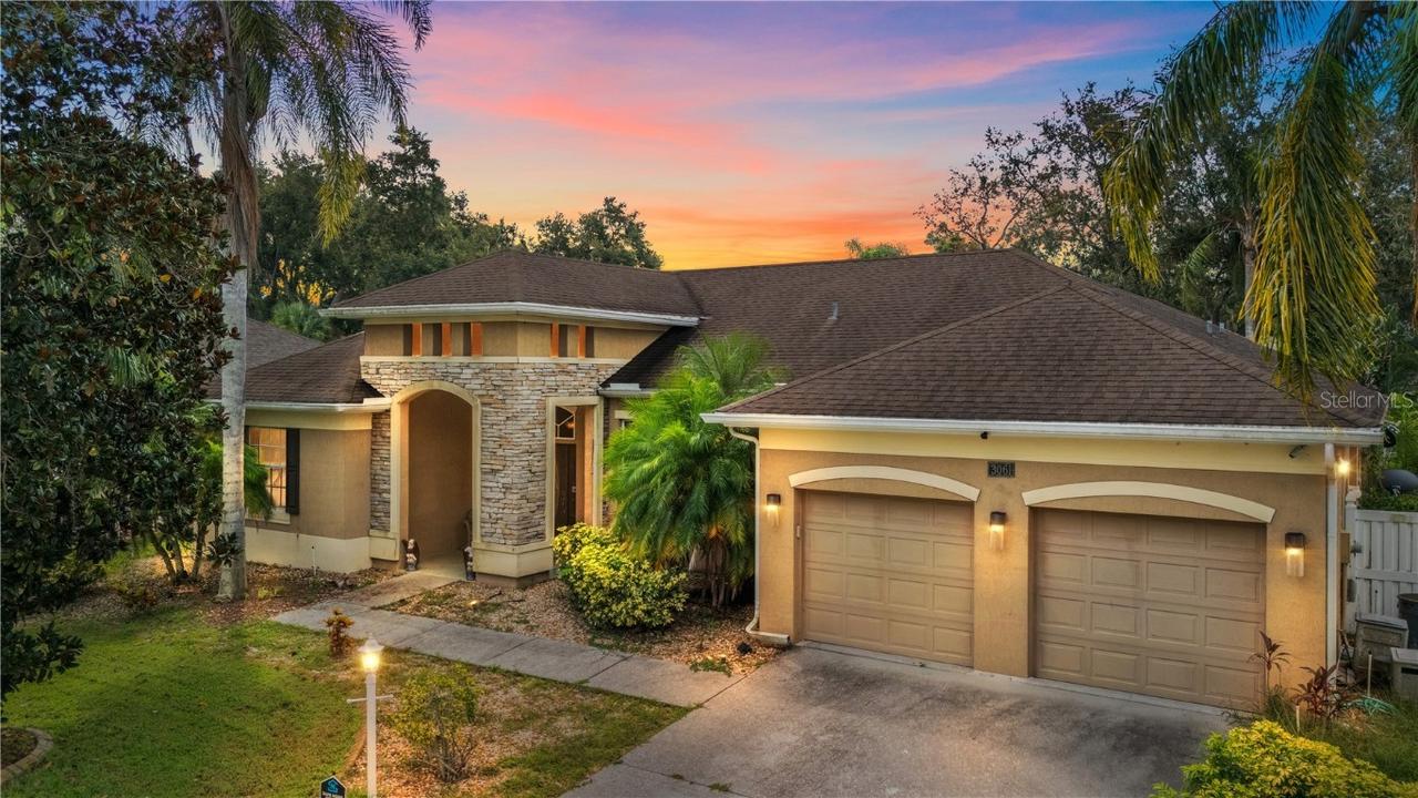 3061 Sutton Woods Dr., Plant City, FL 33566