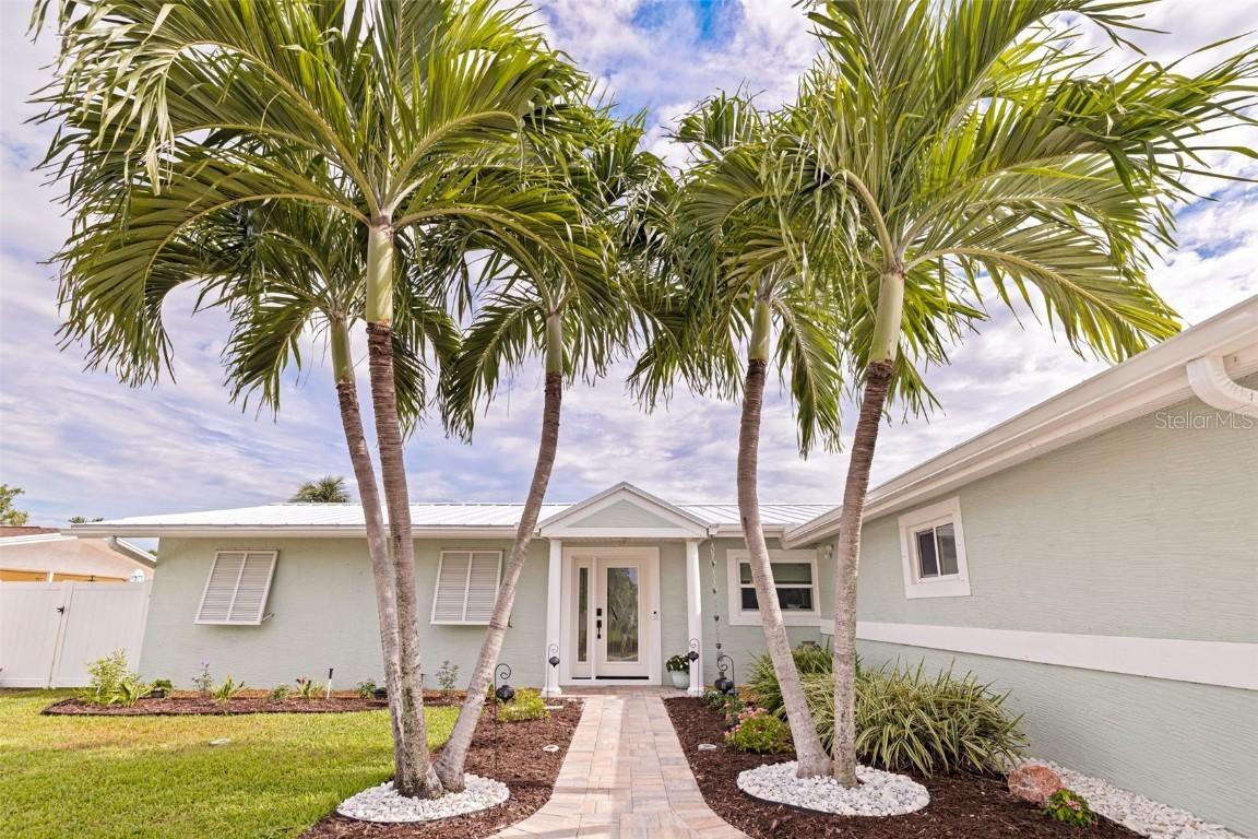 285 3rd St., Tierra Verde, FL 33715