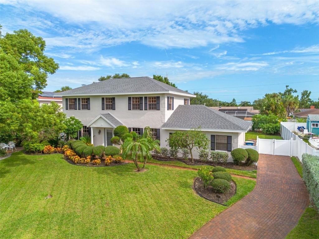 3250 San Pedro St., Clearwater, FL 33759
