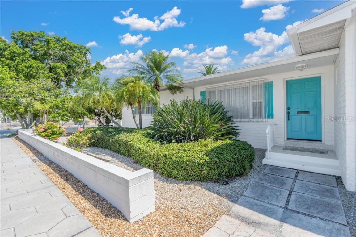 1207 Pass A Grille Way, St Pete Beach, FL 33706