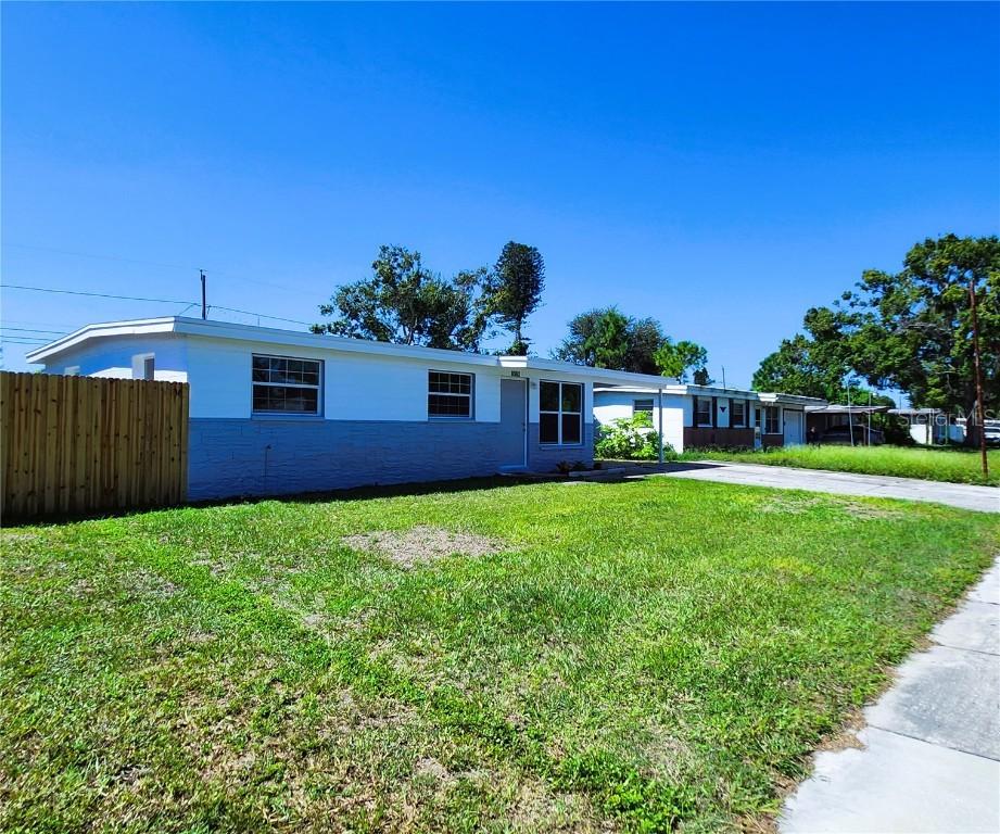 8562 94th Ave., Seminole, FL 33777