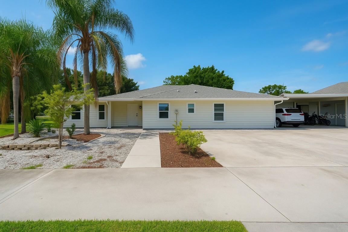 17900 Oak Creek Rd., Alva, FL 33920
