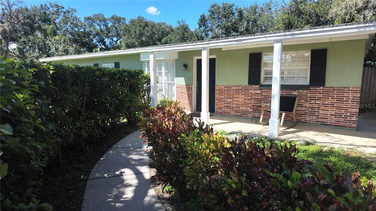 15402 Lake Magdalene Blvd., Tampa, FL 33613
