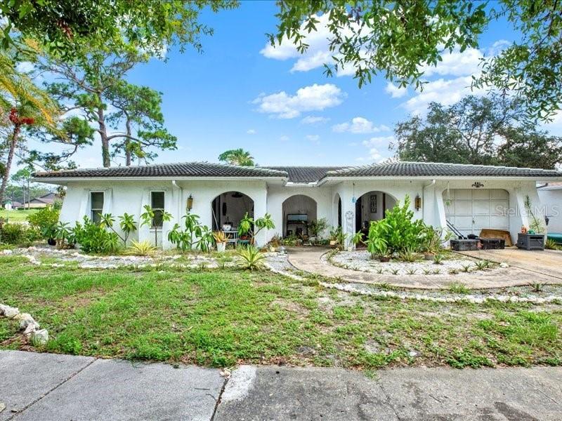 601 Ivey Ln., Tarpon Springs, FL 34689