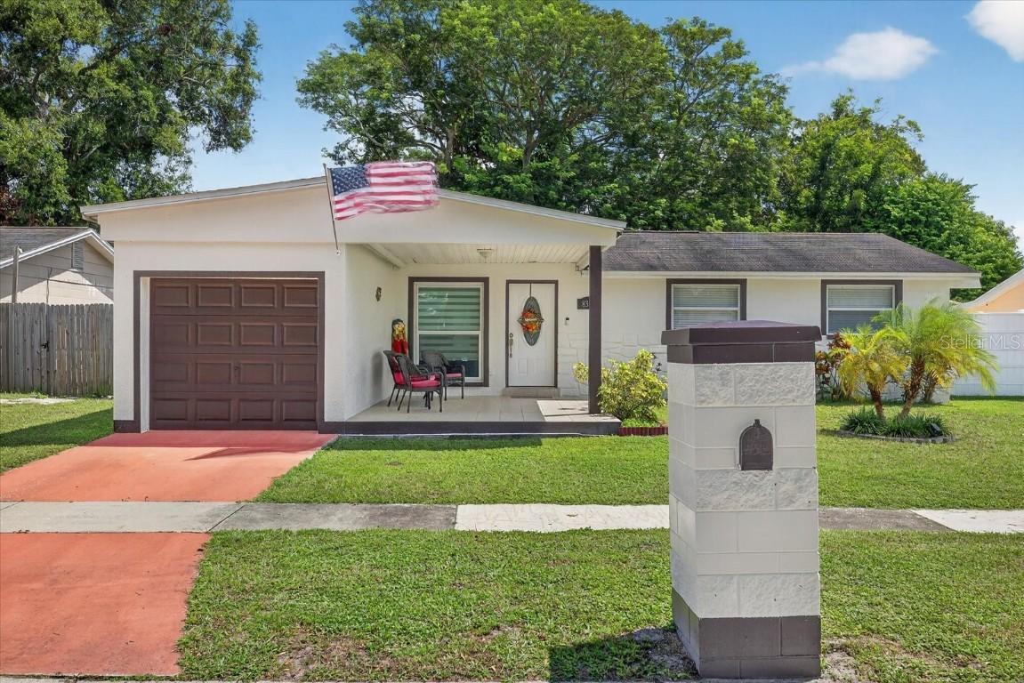 8370 Galewood Cir., Tampa, FL 33615