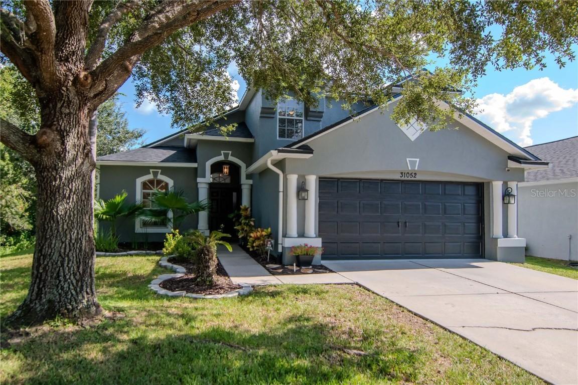 31052 Whinsenton Dr., Wesley Chapel, FL 33543