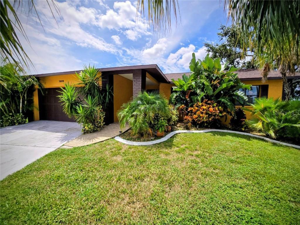 3508 Westminister Ct., Holiday, FL 34691