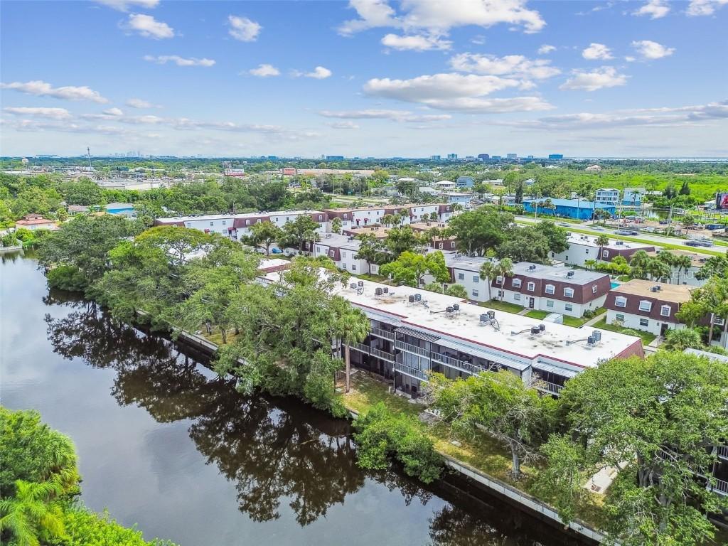 9115 Tudor Dr. #E106, Tampa, FL 33615