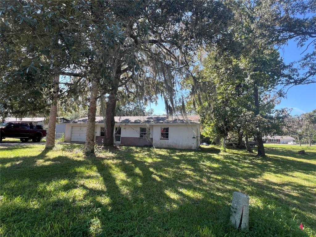 738 NE 12th Ter., Crystal River, FL 34428