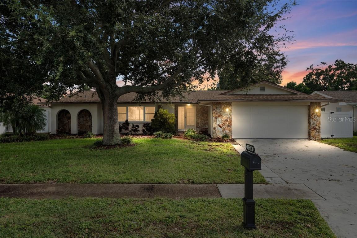 13236 84th Ter., Seminole, FL 33776