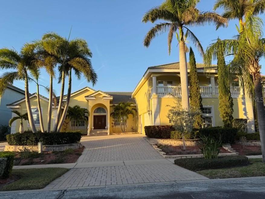 1235 Acappella Ln., Apollo Beach, FL 33572