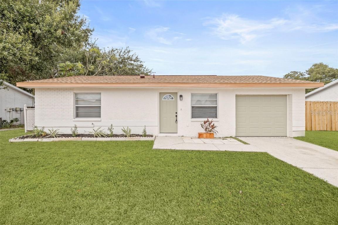 10331 Basket Oak Dr., Port Richey, FL 34668