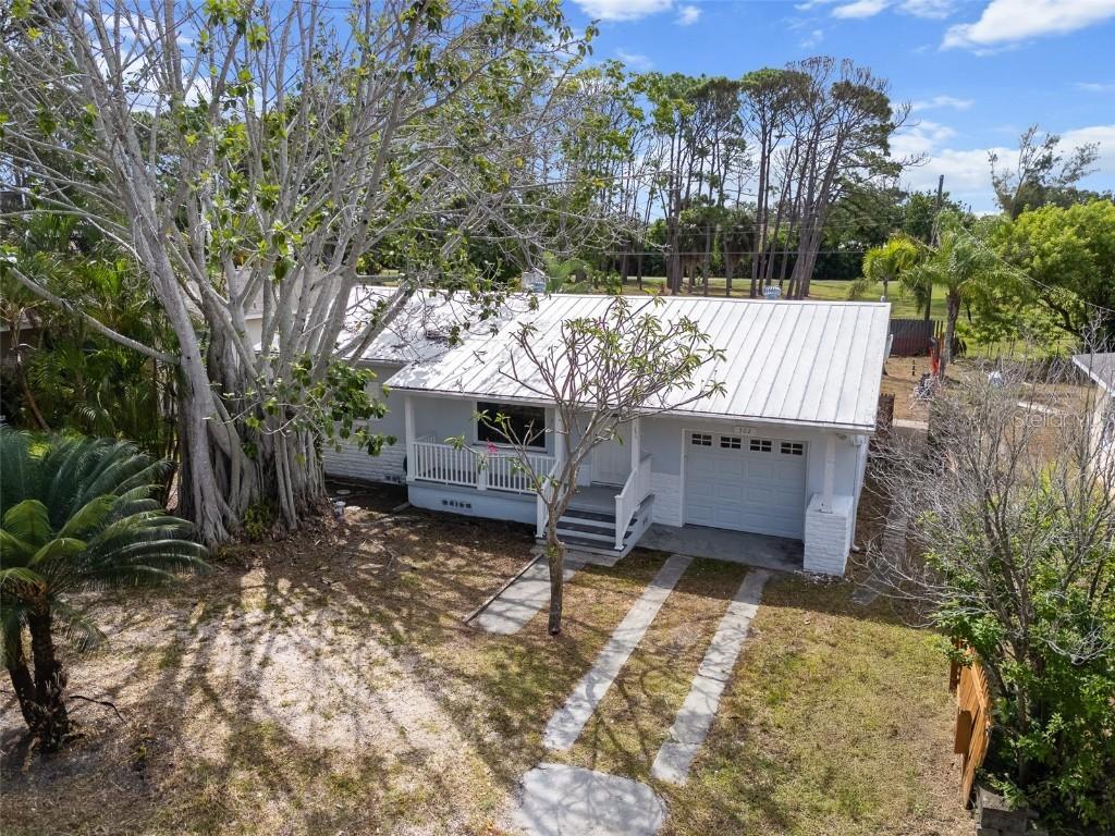 302 80th Ave., St Petersburg, FL 33702