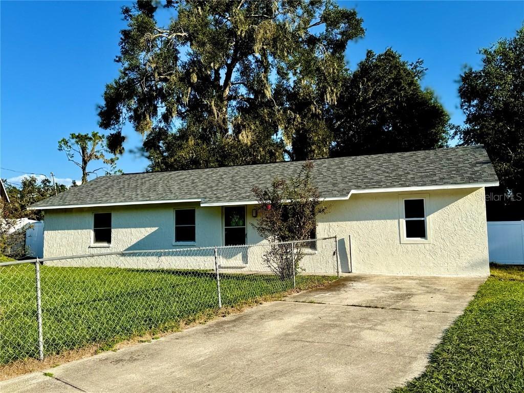 9701 Theresa Cir., Thonotosassa, FL 33592