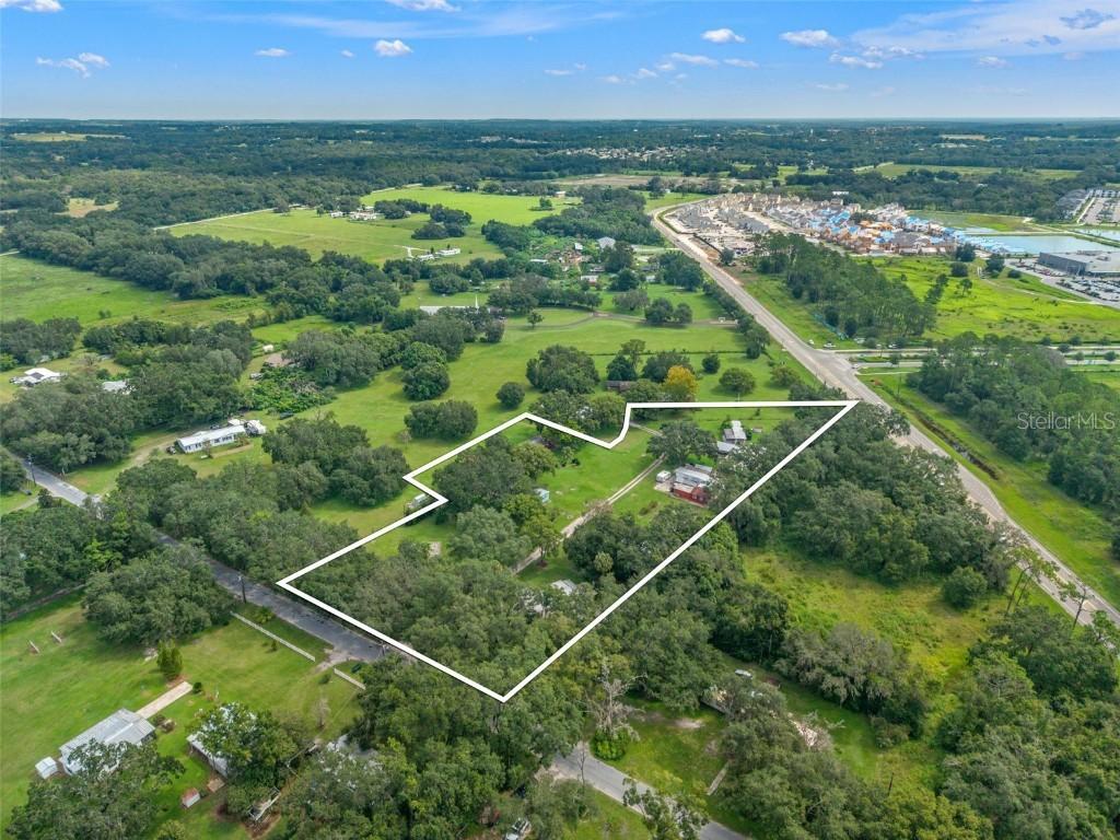 31107 Dana Dr., San Antonio, FL 33576