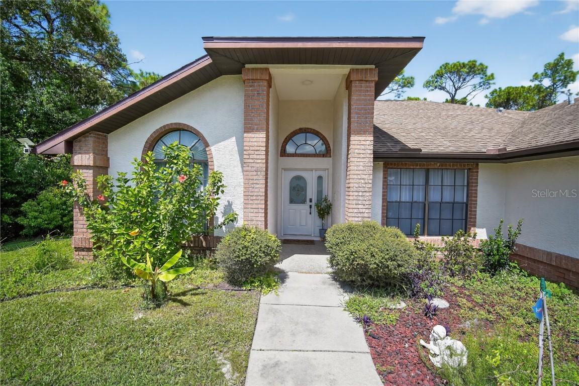 8959 Hernando Way, Weeki Wachee, FL 34613